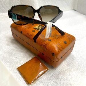 MCM GRADIENT SUNGLASSES